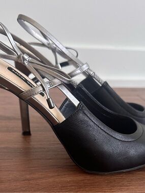 Nine W. Sling Back Metallic Heel size 8.5.